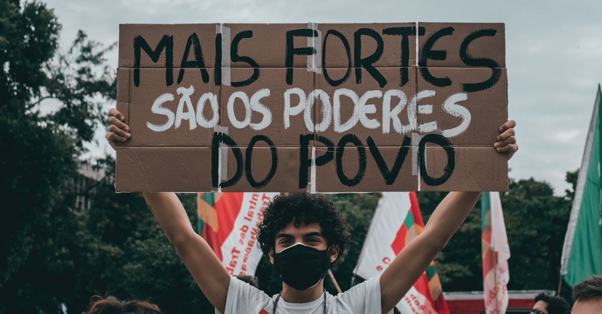 A Revolução do eSocial: O Que Esperar com a Implementação em Janeiro